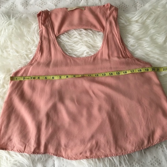 Pink Heart |Open Back| Top - Picture 4 of 5